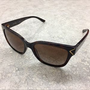 Tory Burch TY 9050 Sunglasses